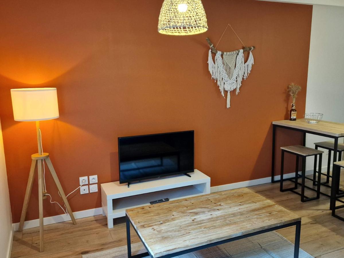 Logement De Caractere En Haute Ville De Quimperle Exterior photo